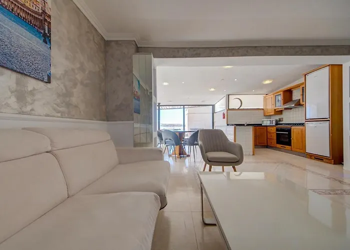 Apartamento Penthouse Escape - Views, Jacuzzi & Bbq *