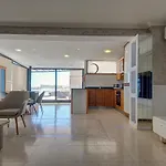 Appartement Penthouse Escape - Views, Jacuzzi & Bbq San Pawl il-Baħar